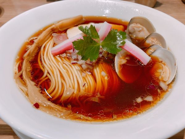 「蛤・鶏・煮干しのトリプルSOBA」@むぎとオリーブ さいたま新都心店の写真