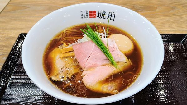 「はかた地どり中華蕎麦〈特製〉」@宍道湖しじみ中華蕎麦 琥珀 ららぽーと福岡店の写真