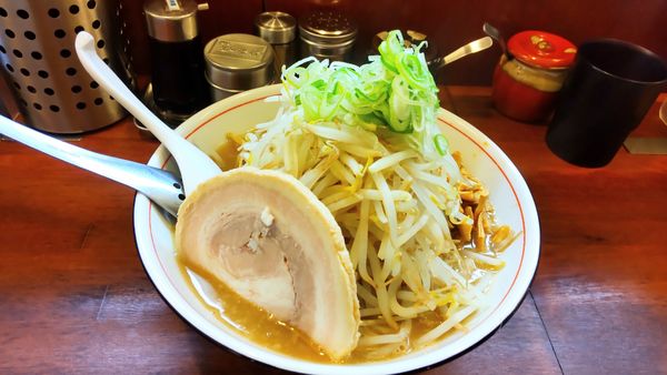 「大盛りもやしラーメン」@拉麺 梅太郎の写真