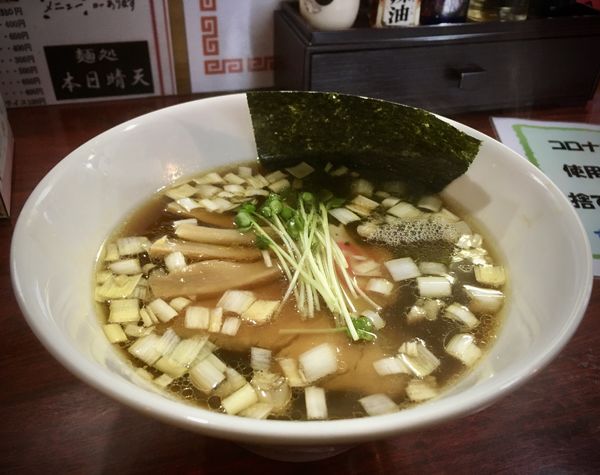 「醤油ラーメン(700¥)」@麺処 本日晴天の写真
