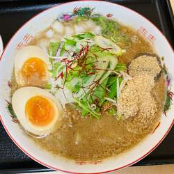 【限定】濃厚ニボタンタン麺＋味玉＋ミニカレーライス