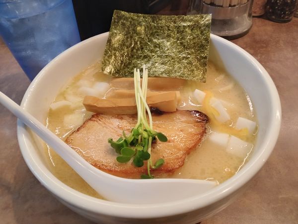 「濃厚ホタテそば」@NOODLE VOICEの写真