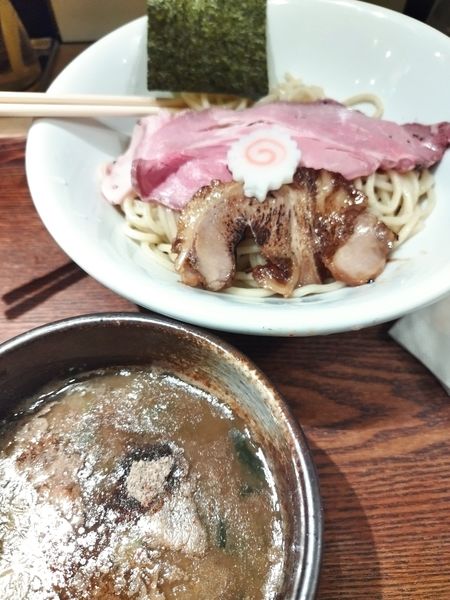 「つけ麺」@濃厚焼きあご煮干し つけ麺さか田の写真
