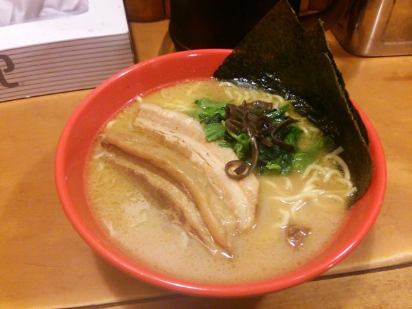 「角煮ラーメン」@横浜家 岡野町店の写真