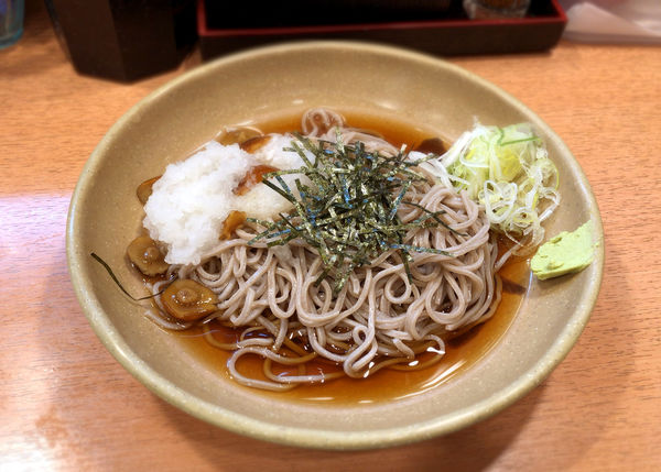 「冷しなめこおろし(460円)」@越後そば 立石店の写真