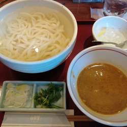 釜揚げカレーうどん　１０８０円
