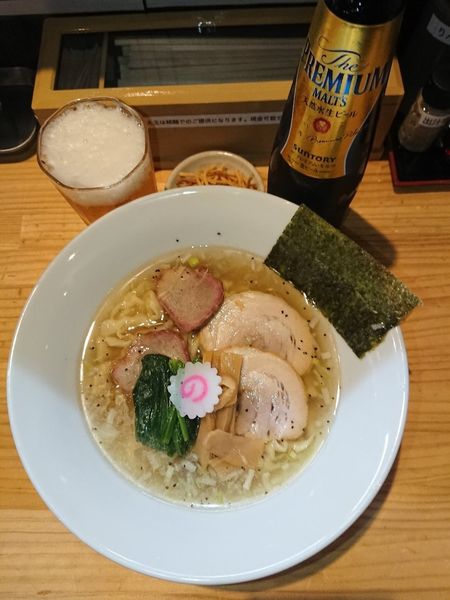 「【限定】生姜ラーメン 塩 ＋ 瓶ビール」@麺道 六善の写真