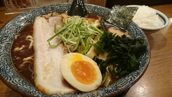 「魚豚ラーメン」@屯ちん 池袋西口店の写真