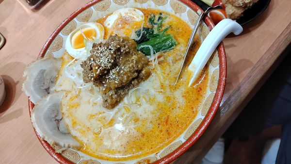 「担々麺」@俺流塩らーめん 中目黒駅前店の写真