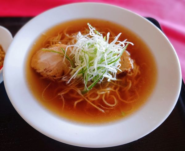 「鶏ガラスープ仕立てのしょうゆラーメン」@各務原カントリー俱楽部の写真