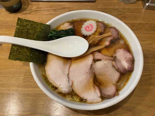 「焼豚ワンタン麺(1150円)」@白河中華そば こすがの写真