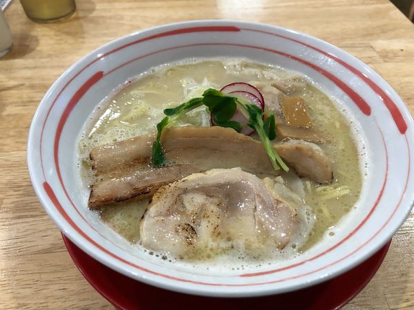 「鶏ワンタン麺」@ラーメン 絶好鳥の写真