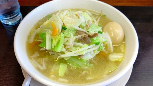 「野菜たっぷりタンメン＋味付け玉子」@日高屋 武蔵藤沢グリーンガーデン店の写真