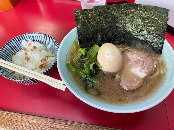 「ラーメン」@横浜家系ラーメン 末広家の写真