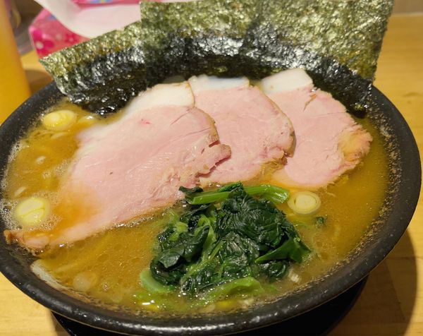 「チャーシューメン(3枚) 特盛」@麺家 燻の写真