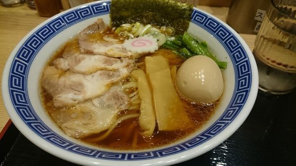 「豚玉中華そば」@舎鈴 北朝霞駅前店の写真