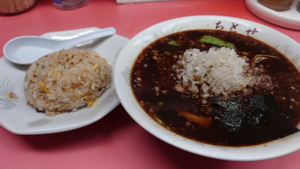 「ラーメン＋小チャーハン　麺硬め　¥430      ¥300」@ラーメン ちとせの写真