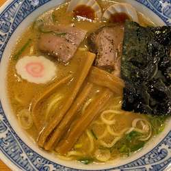 特製中華蕎麦　900円