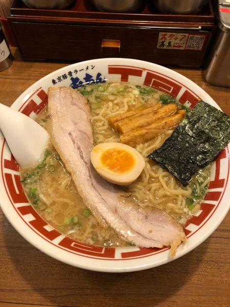 「東京豚骨ラーメン大盛［850］」@屯ちん 池袋西口店の写真