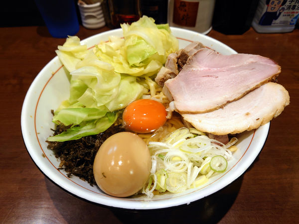 「芳醇ちーゆそば(汁なし)+キャベツ」@らーめん飛粋の写真