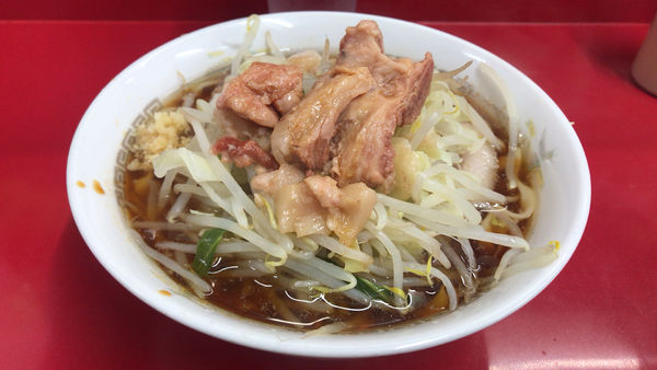 「小ラーメン　豚2枚　￥850」@ラーメン二郎 越谷店の写真