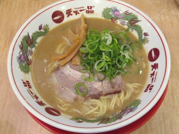 「こってり（890円）」@天下一品 水道橋店の写真