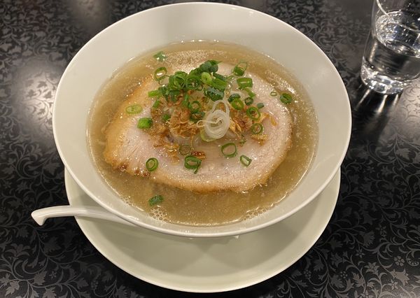 「塩拉麺　¥1000」@創作麺工房 鳴龍の写真