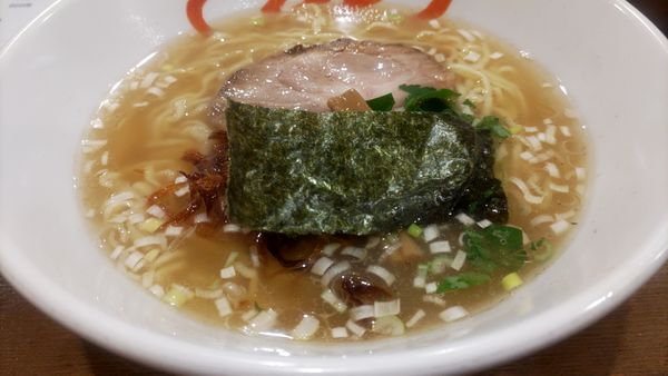 「塩ラーメン(800円税込)」@らーめん つけめん うさぎやの写真