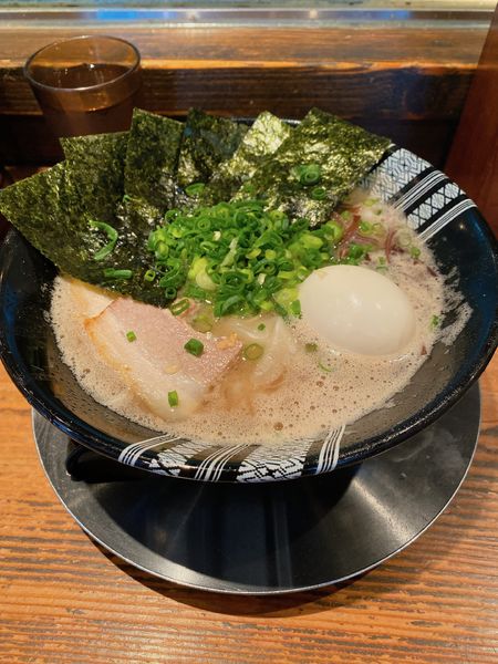 「特製ラーメン」@博多一双 博多駅東本店の写真