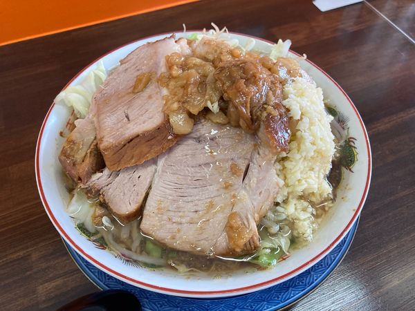 「豚ラーメン・中、アブラ、ニンニク」@らーめん漢道の写真