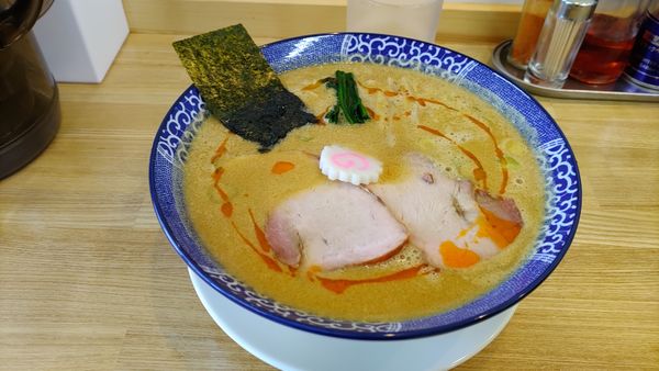 「ゴマ中華そば」@自家製手打中華そば みの八の写真