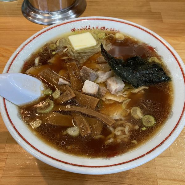 「醤油バター」@吾作ラーメン 御所野店の写真