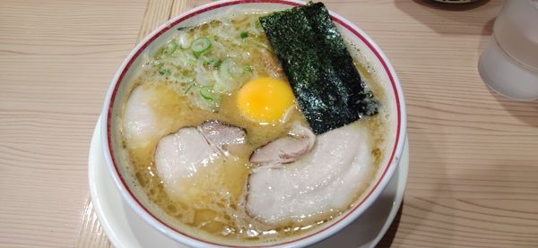 「特製豚鶏中華そば+替え玉」@赤備の写真