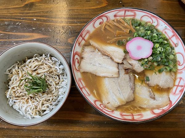 「特製中華そば、ゆでたまご、しらすごはん」@中華そば 丸田屋 ぶらくり丁店の写真