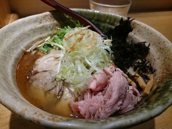 「得製焼あご塩らーめん」@焼きあご塩らー麺 たかはし 新宿本店の写真