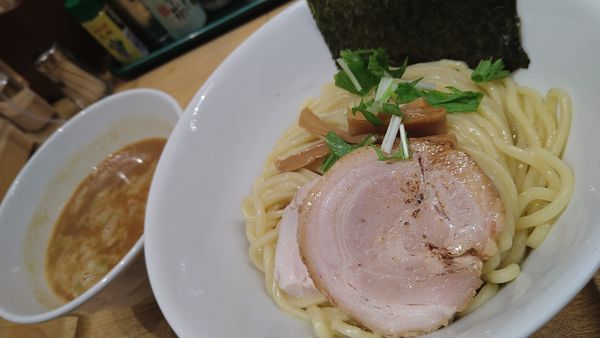「鶏つけ麺、大盛り」@新橋 纏 八幡山店の写真