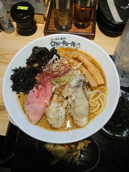 「【限定】濃厚牡蠣味噌ラーメン+レモンサワー+ばら海苔+牡蠣素揚げ」@らーめん専門 Chu-Ru-Riの写真