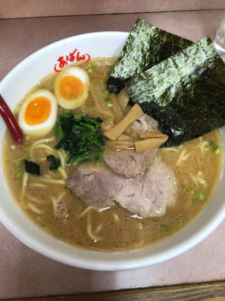 「ラーメン(大盛り)」@横浜ラーメン あばん 上尾西口駅前店の写真