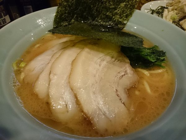 「チャーシュー麺」@横浜家系ラーメン銀家 伊勢佐木町店の写真