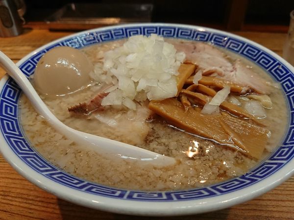 「背脂煮干」@ナベラボ 池袋〝新潟ラーメン〟の写真