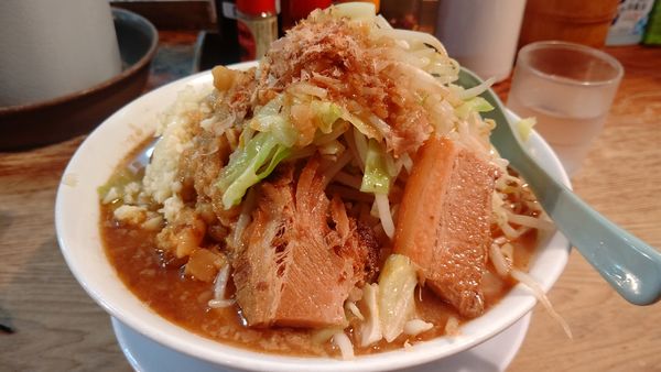 「ラーメン８００円」@ラーメン・つけ麺 笑福 米子陰田店の写真