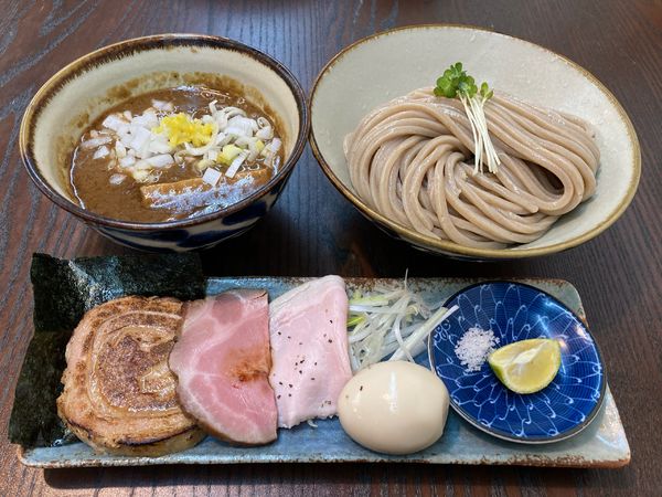 「特製つけ麺・中、徳島産すだちと塩セット」@麺屋みつば＋クローバーの写真