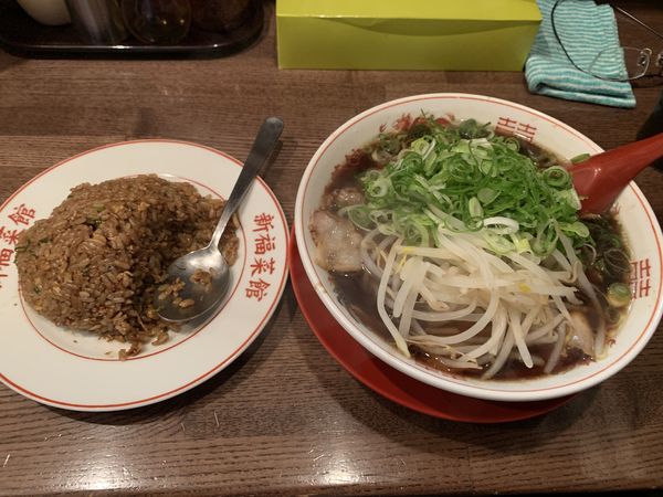 「中華そば（並）+焼きめし（小）セット　1,150円」@新福菜館 麻布十番店の写真