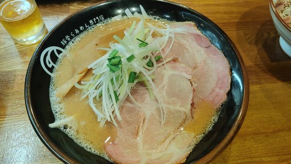 「豚骨味噌らあめん」@豚骨らあめん専門店 とんこつ家ZUNの写真