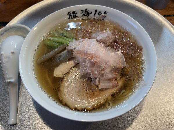 「本枯れ節と追い煮干しの中華そば 塩」@らぁ麺 綾海105の写真