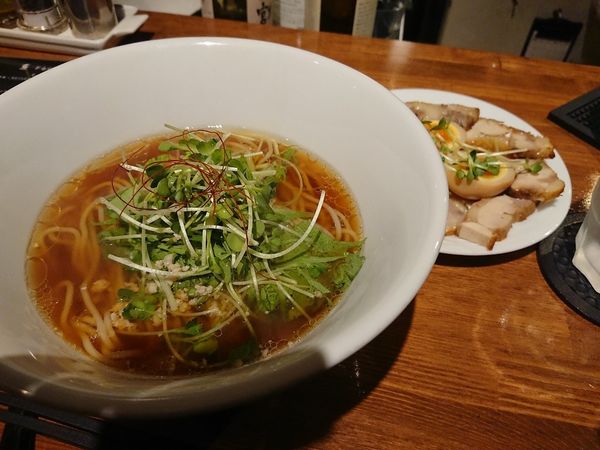 「特製くんそば醤油」@麺屋 KEMURIの写真