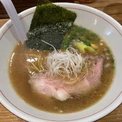 鶏だしらーめん　800円