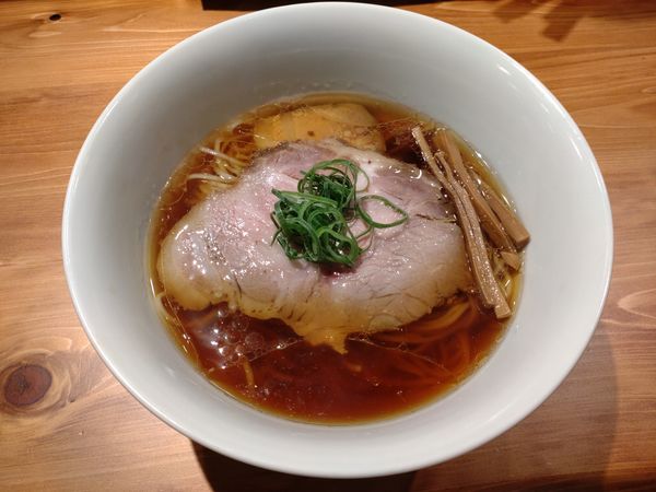 「醤油らぁめん」@麺 ふじさきの写真