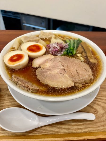 「特製醤油ラーメン」@中華そば 千乃鶏の写真