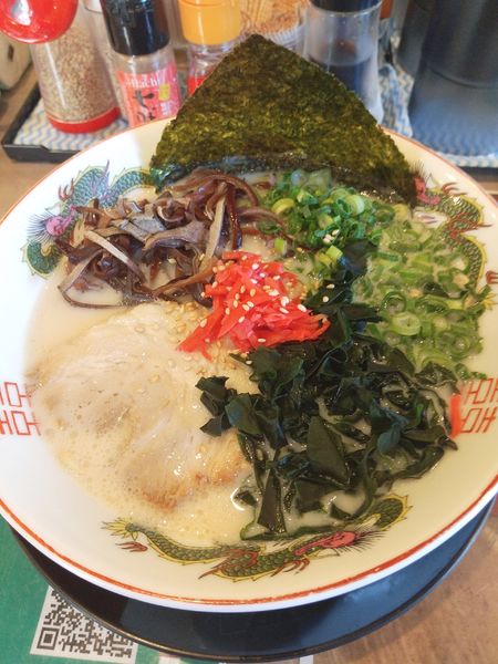 「塩豚骨ラーメン」@濃厚豚骨ラーメン だるま一家宇都宮分店 宇都宮分店の写真